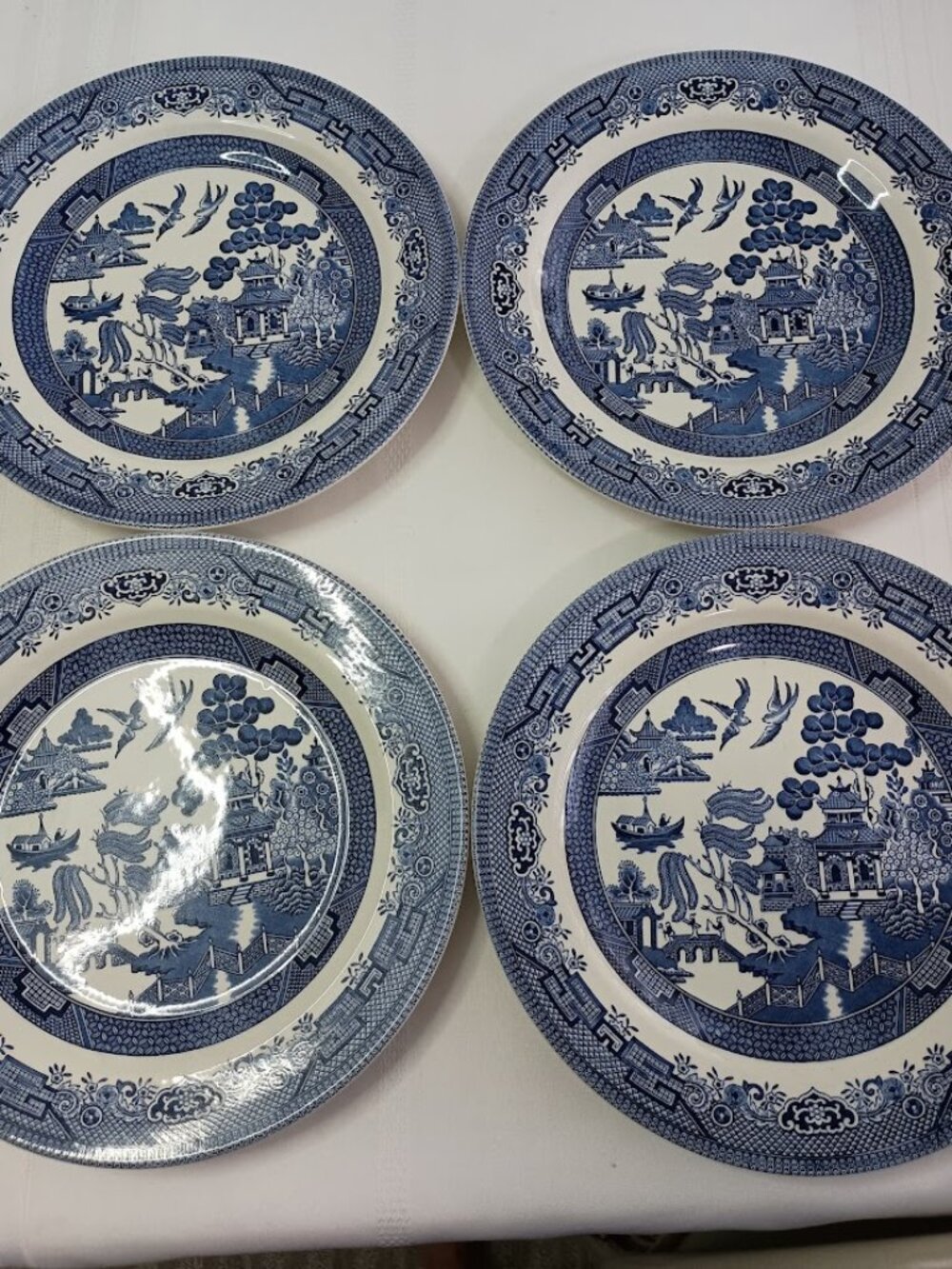 Churchill Blue Willow Pattern Dinner Plates, Set of 4